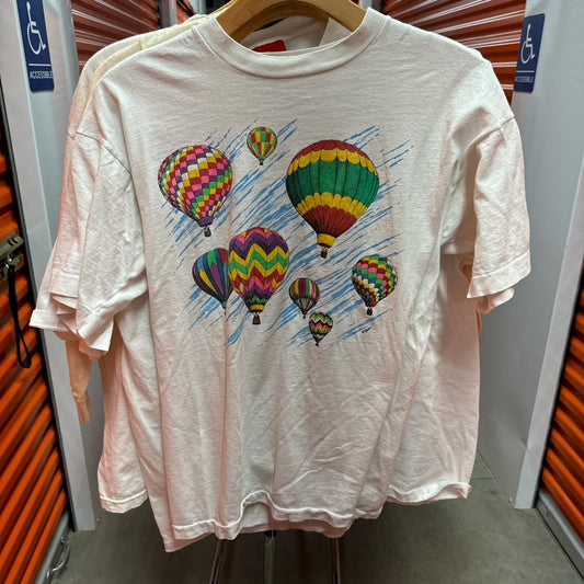 Vintage hot air ballon art