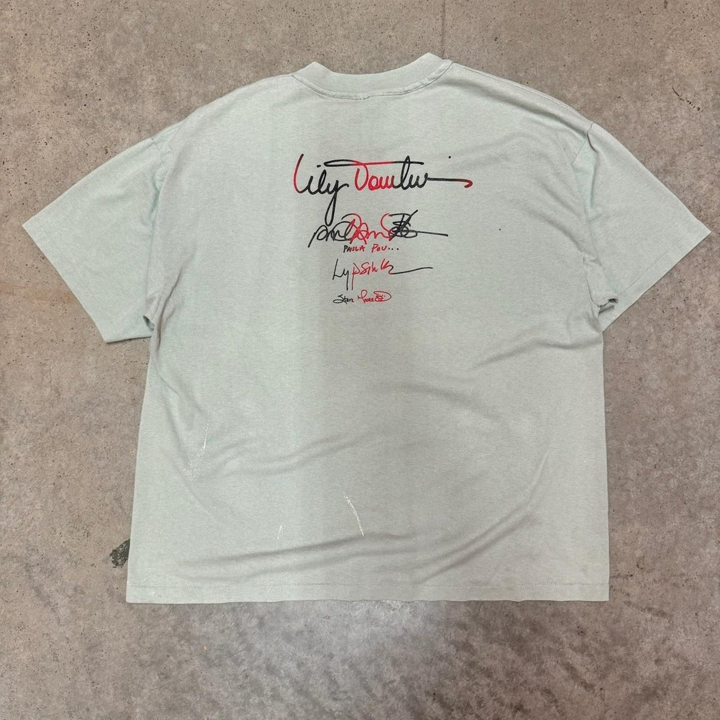 Lily tomlin vintage tee condition